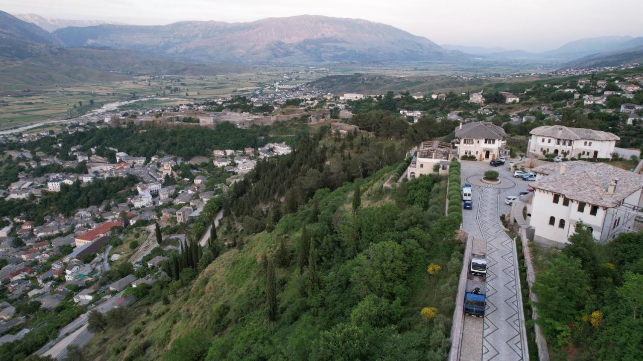 Kerculla Resort Gjirokastër Esterno foto