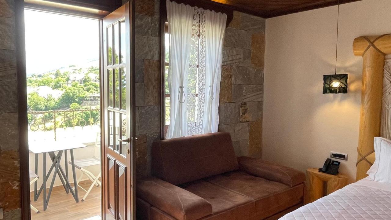 Kerculla Resort Gjirokastër Esterno foto