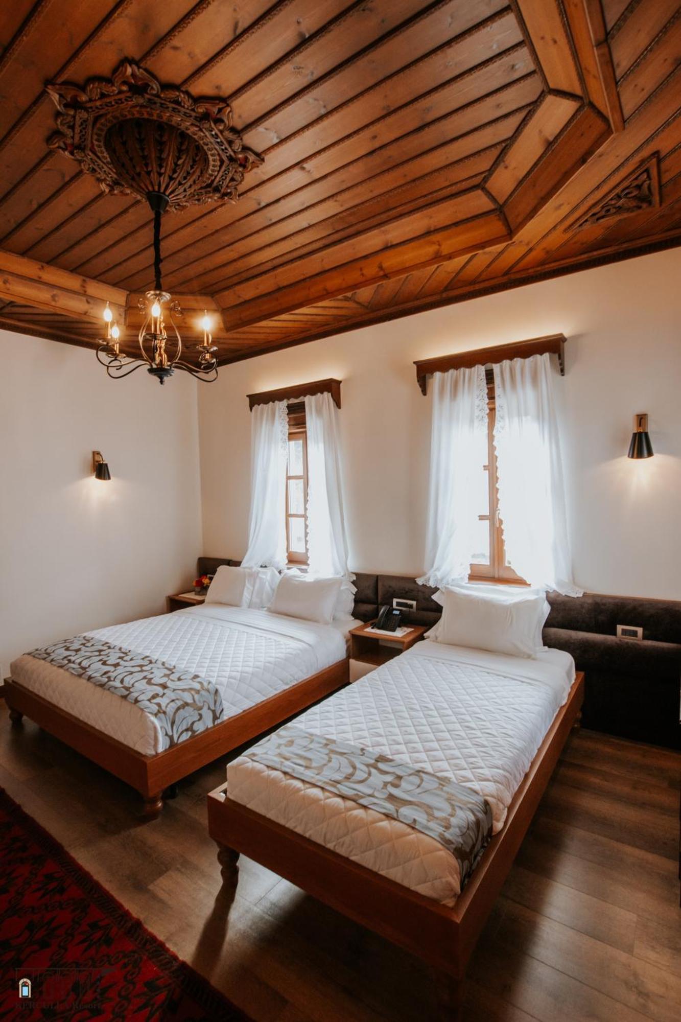 Kerculla Resort Gjirokastër Esterno foto