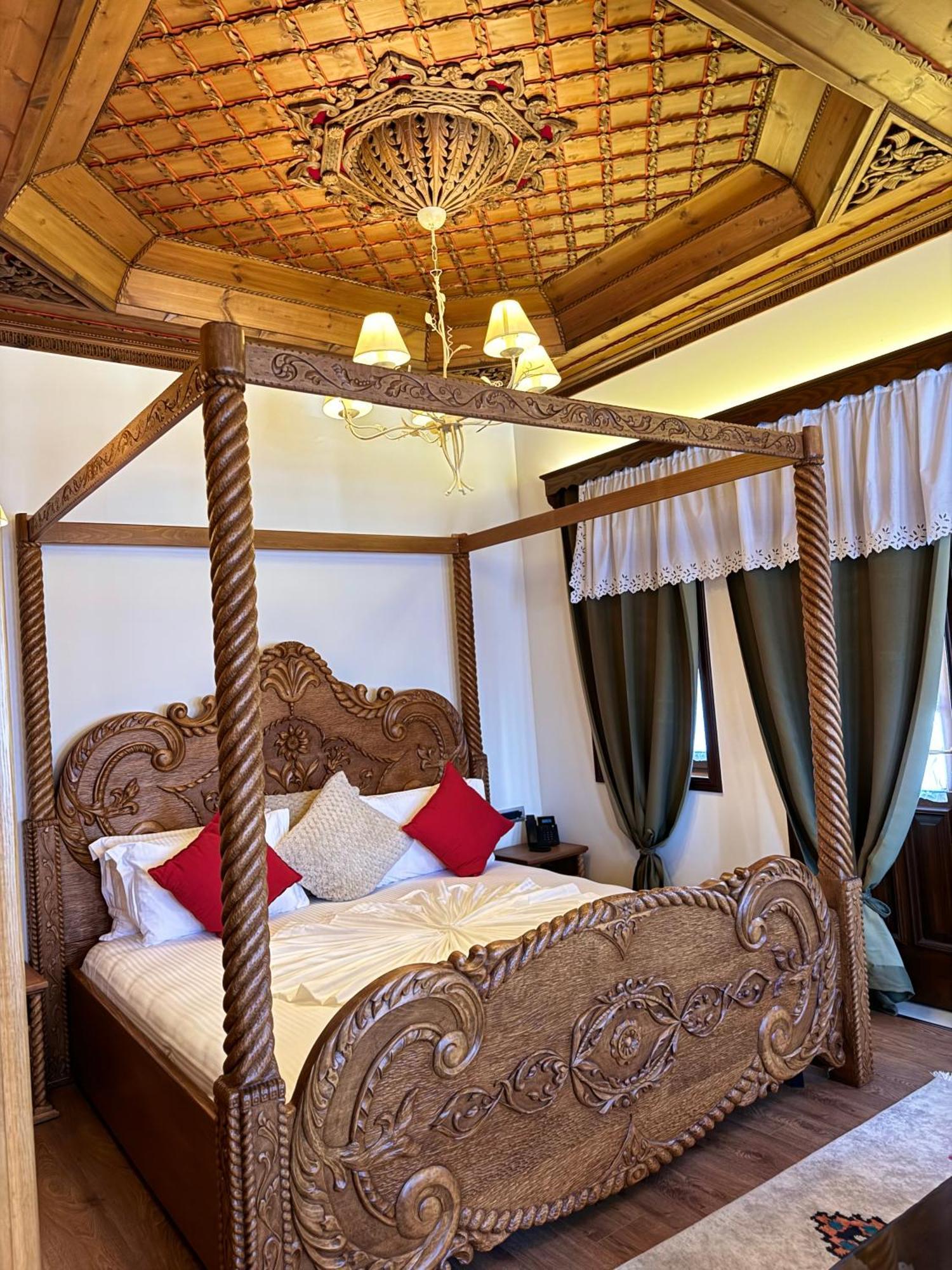 Kerculla Resort Gjirokastër Esterno foto