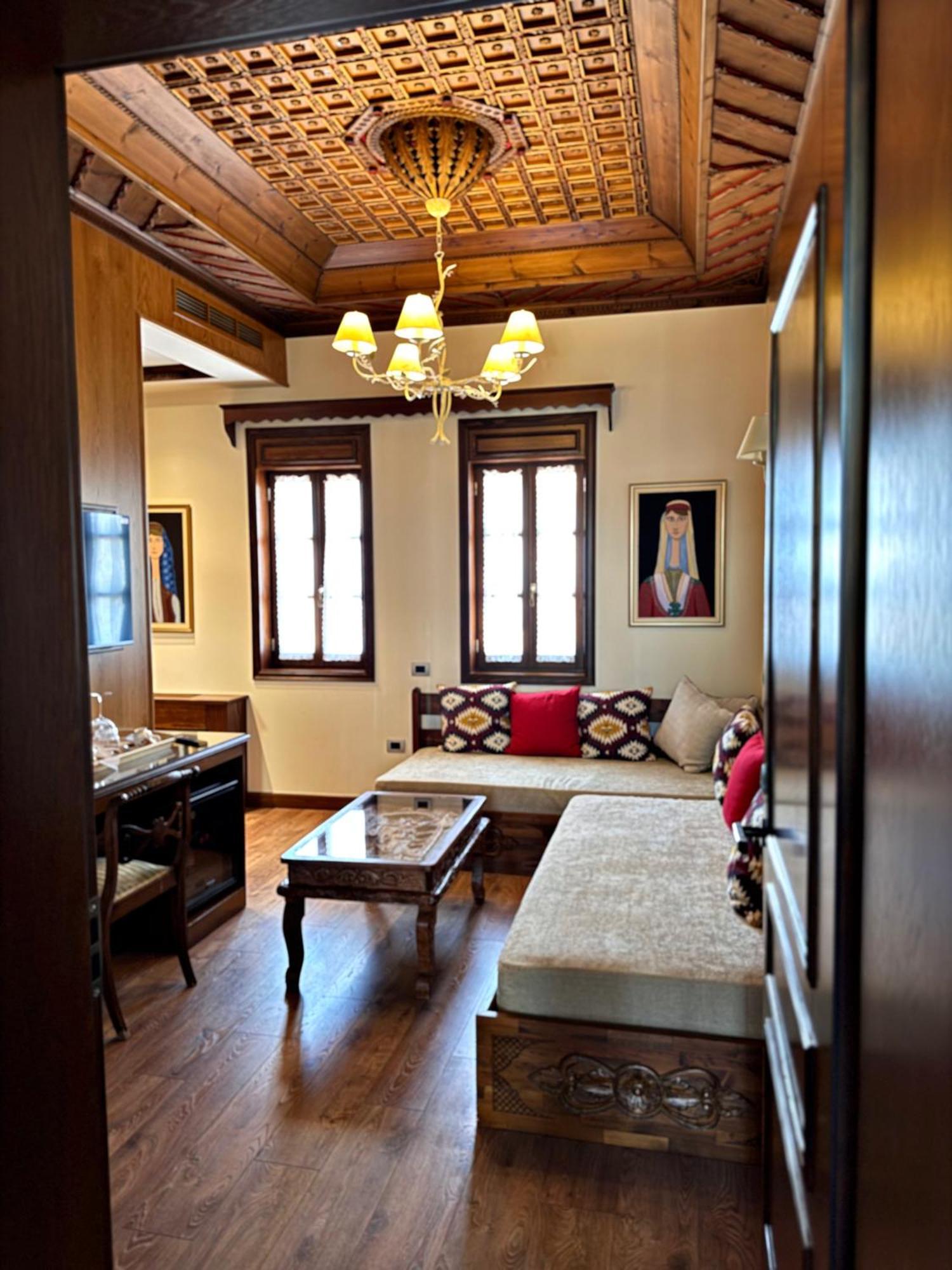 Kerculla Resort Gjirokastër Esterno foto